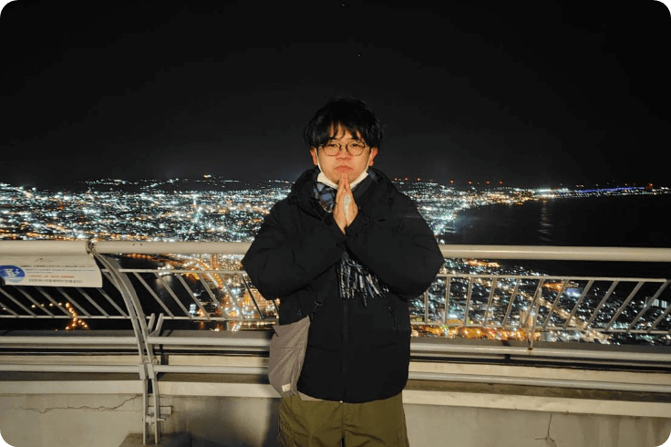 スタッフプロフィール写真①