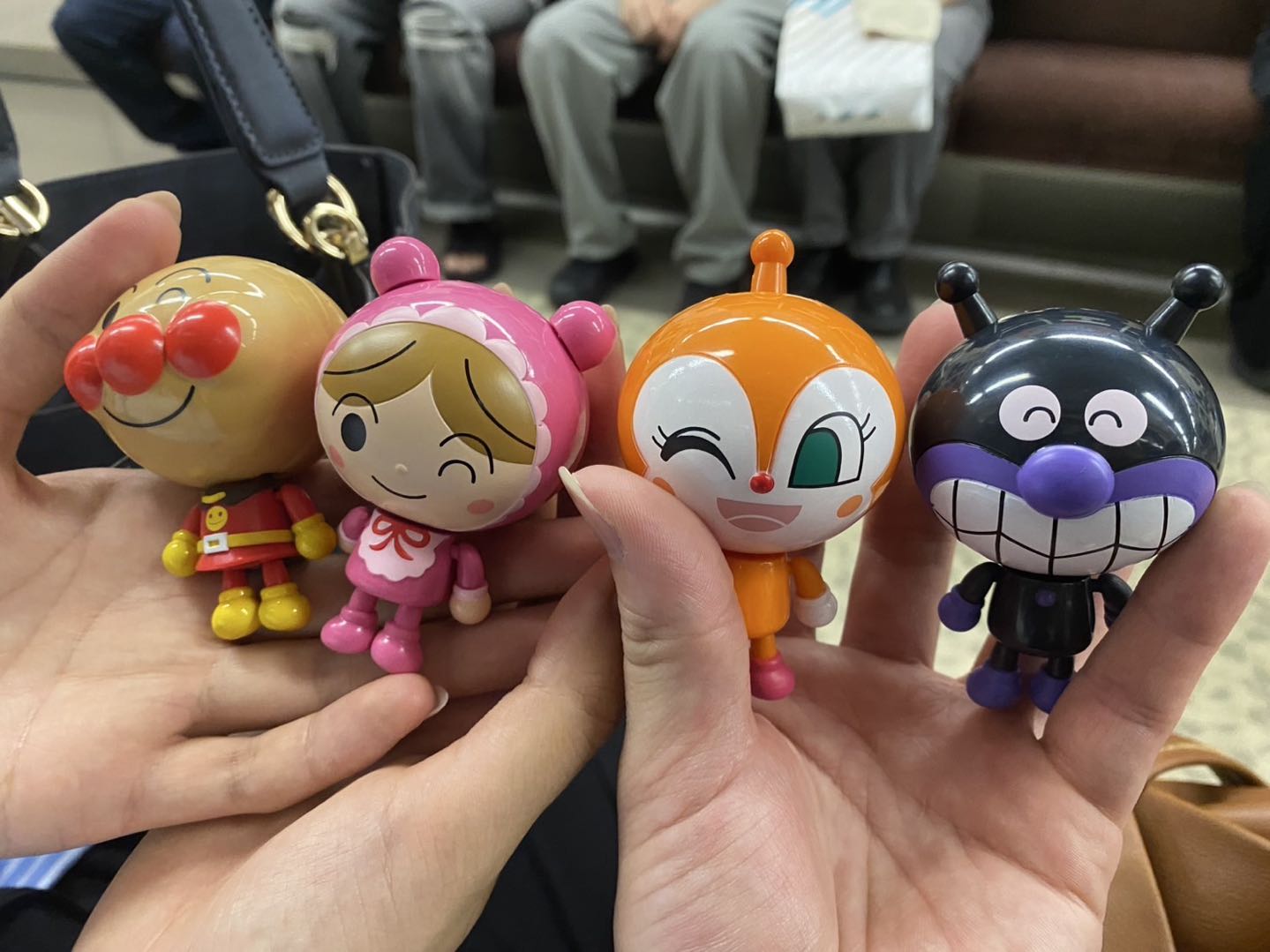 スタッフプロフィール写真①